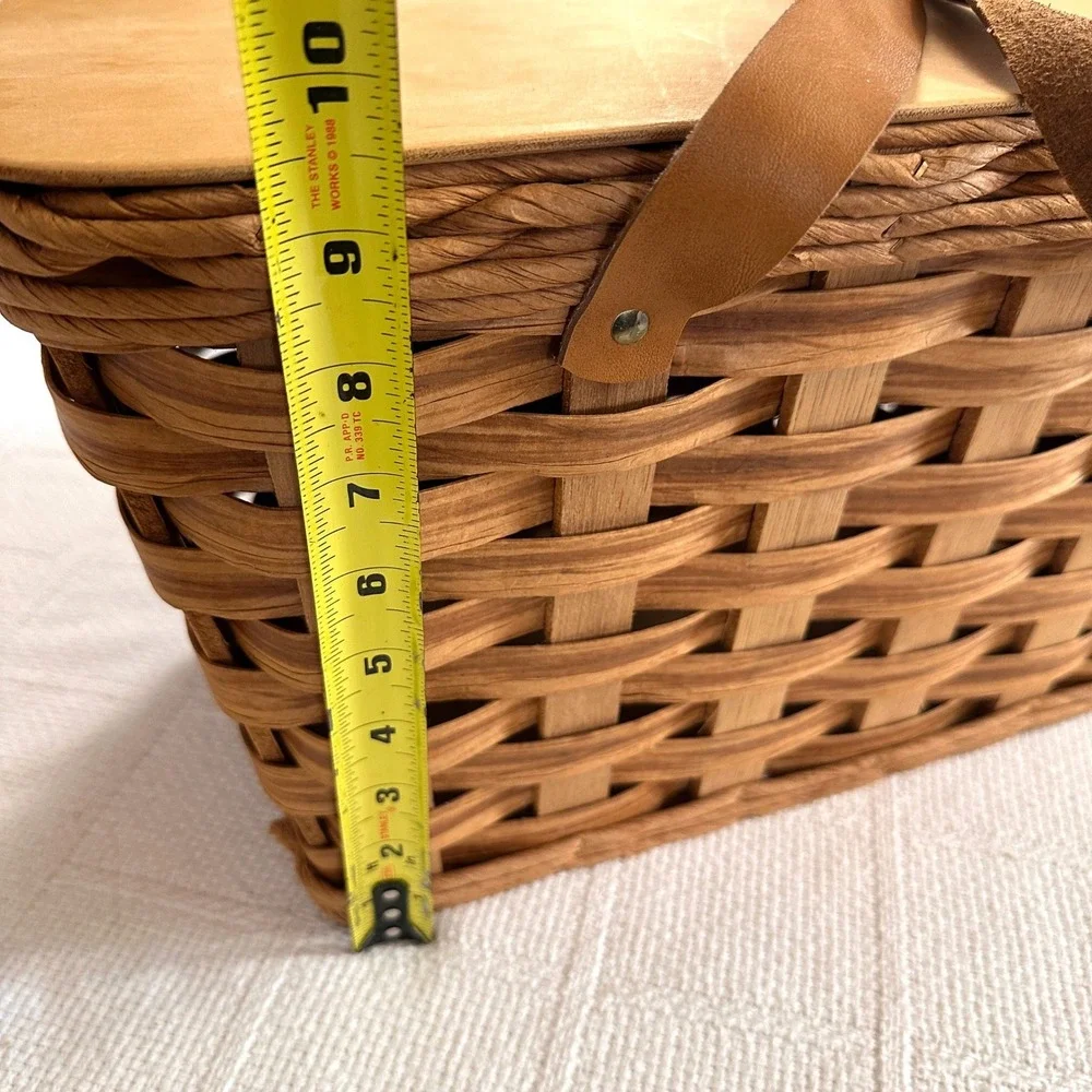 VTG Woven Wood Picnic Basket Leather Straps Lid Cottagecore Rustic Boho 16x10.5